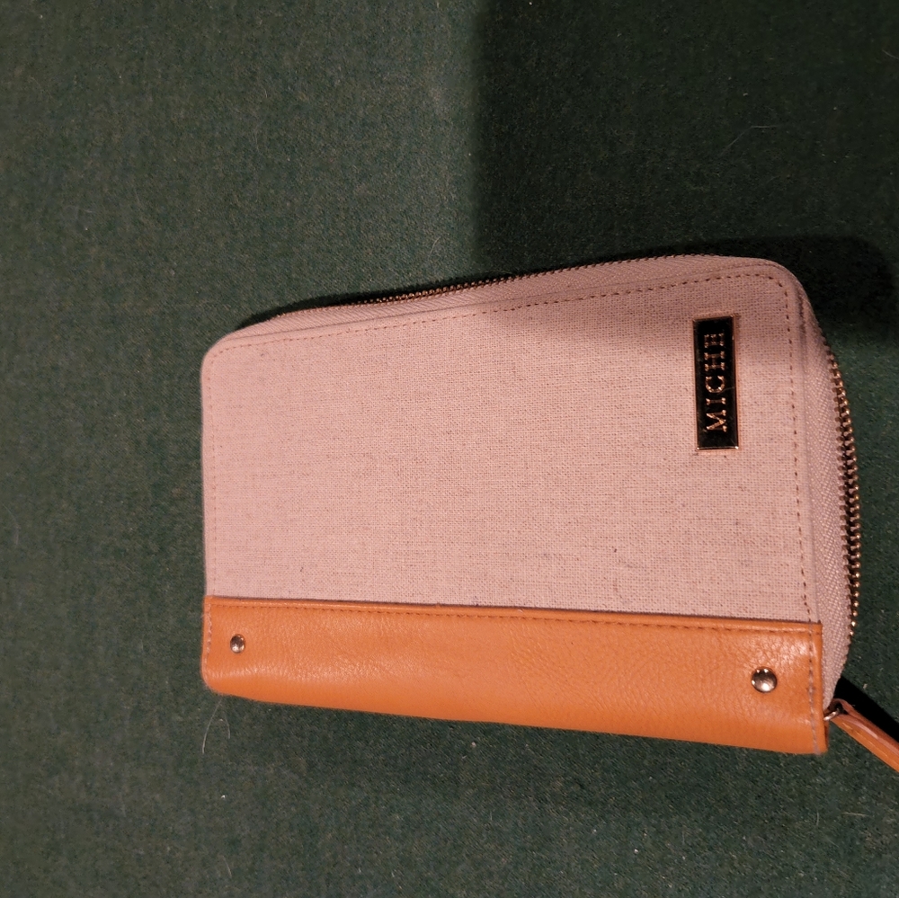 Passport wallet